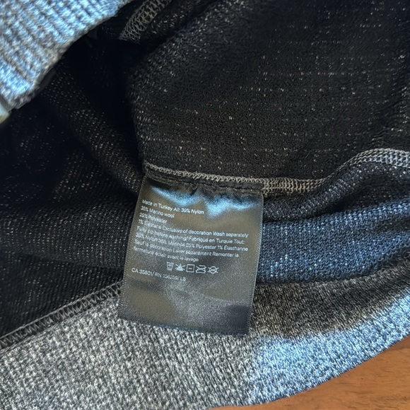 Lululemon zip-up jacket - Picture 7 of 8